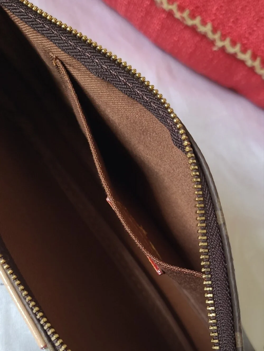 Louis Vuitton Look-A-Like Brown Monogram Crossbody with Gold Hardware - Picture 5 of 12